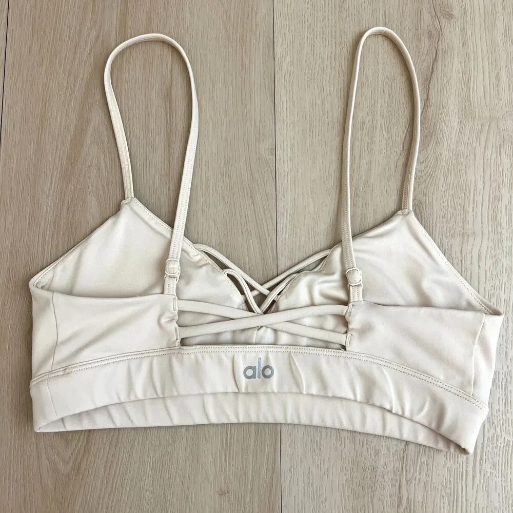 Alo Yoga Interlace Ivory Sports Bra Size Small Balletcore / Minimalist